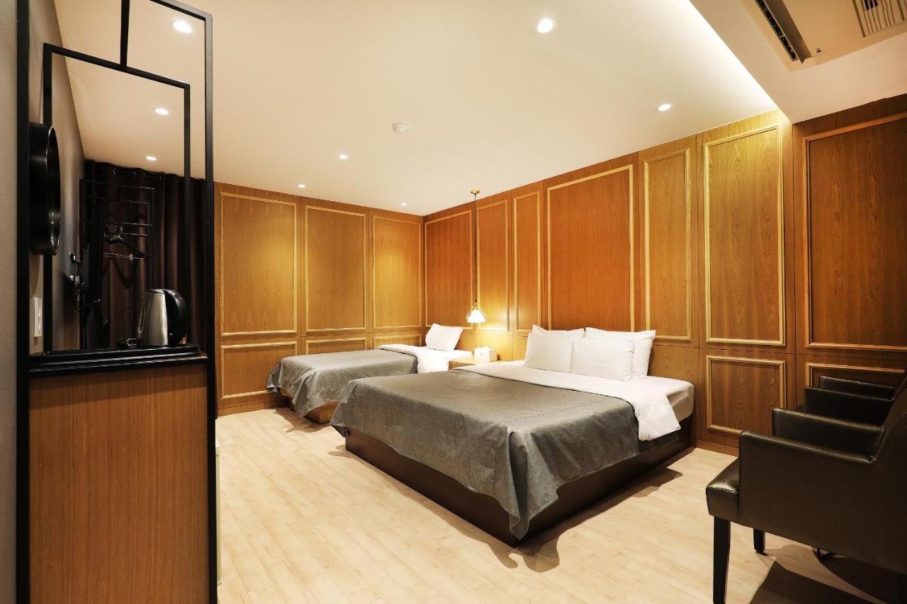 Gloria Hotel Соннам Экстерьер фото